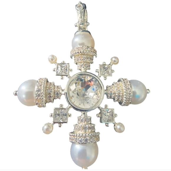 Jewelry Bundle Silver Tone Rhinestone Pearl Starburst Maltese Cross Pendants Lot - Picture 5 of 8